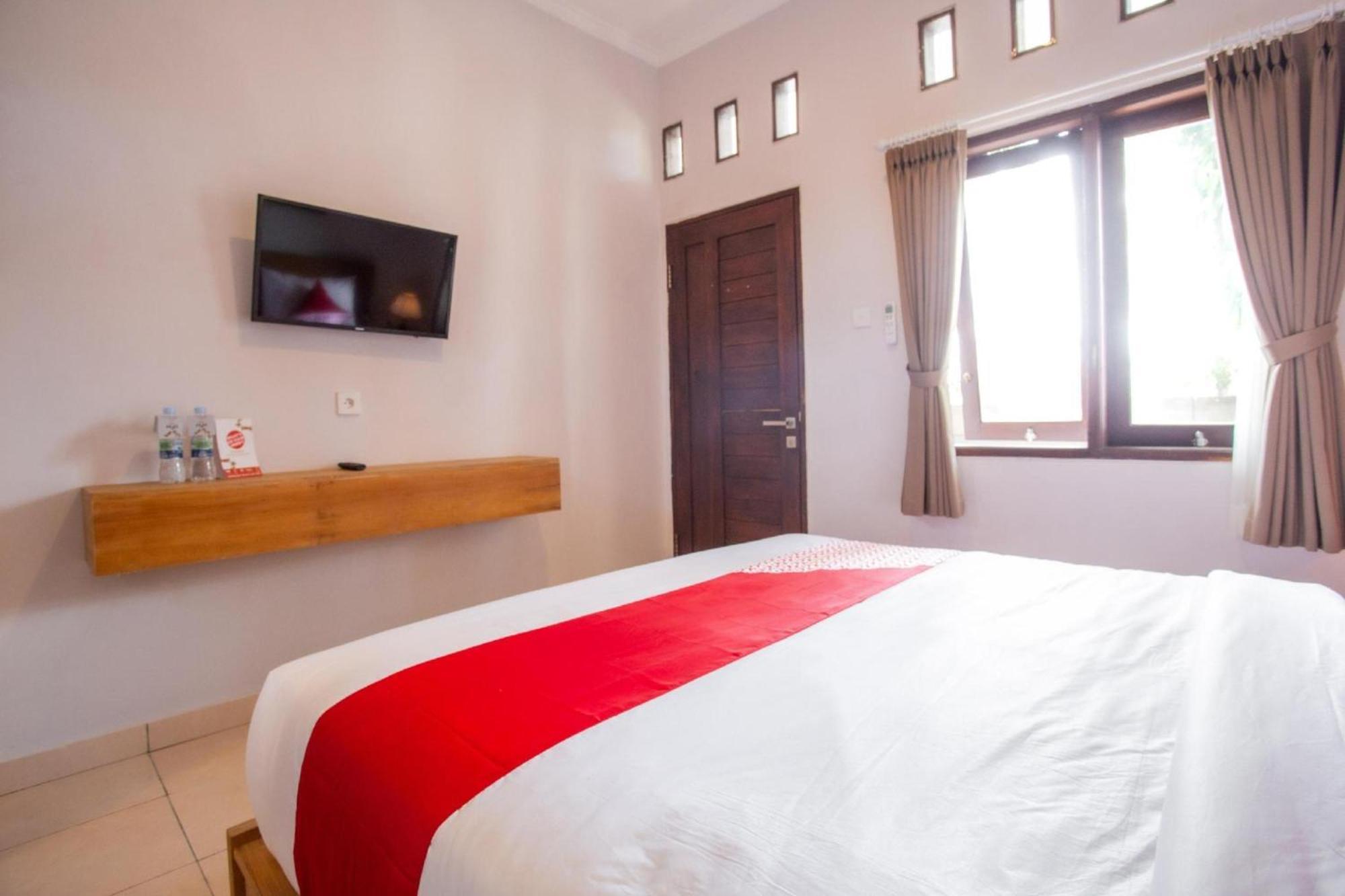 Oyo 1207 Pondok 789 Near Canggu Echo Beach Eksteriør billede