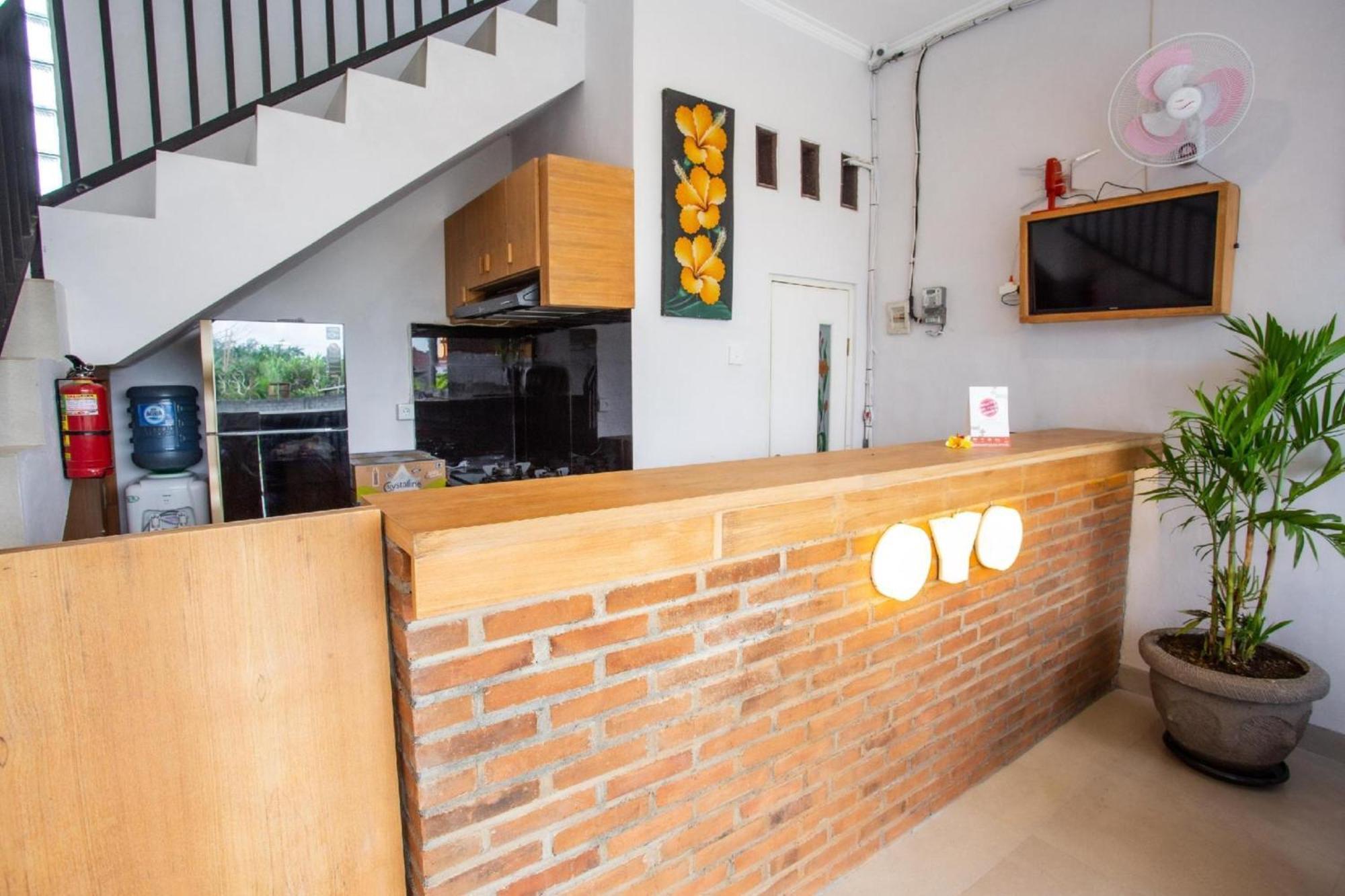 Oyo 1207 Pondok 789 Near Canggu Echo Beach Eksteriør billede