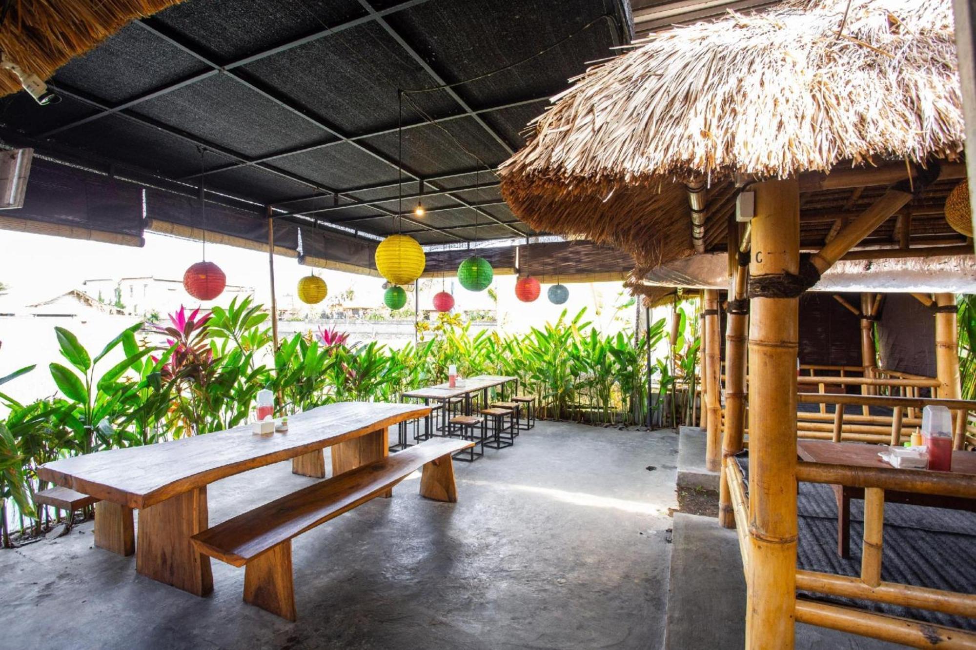 Oyo 1207 Pondok 789 Near Canggu Echo Beach Eksteriør billede