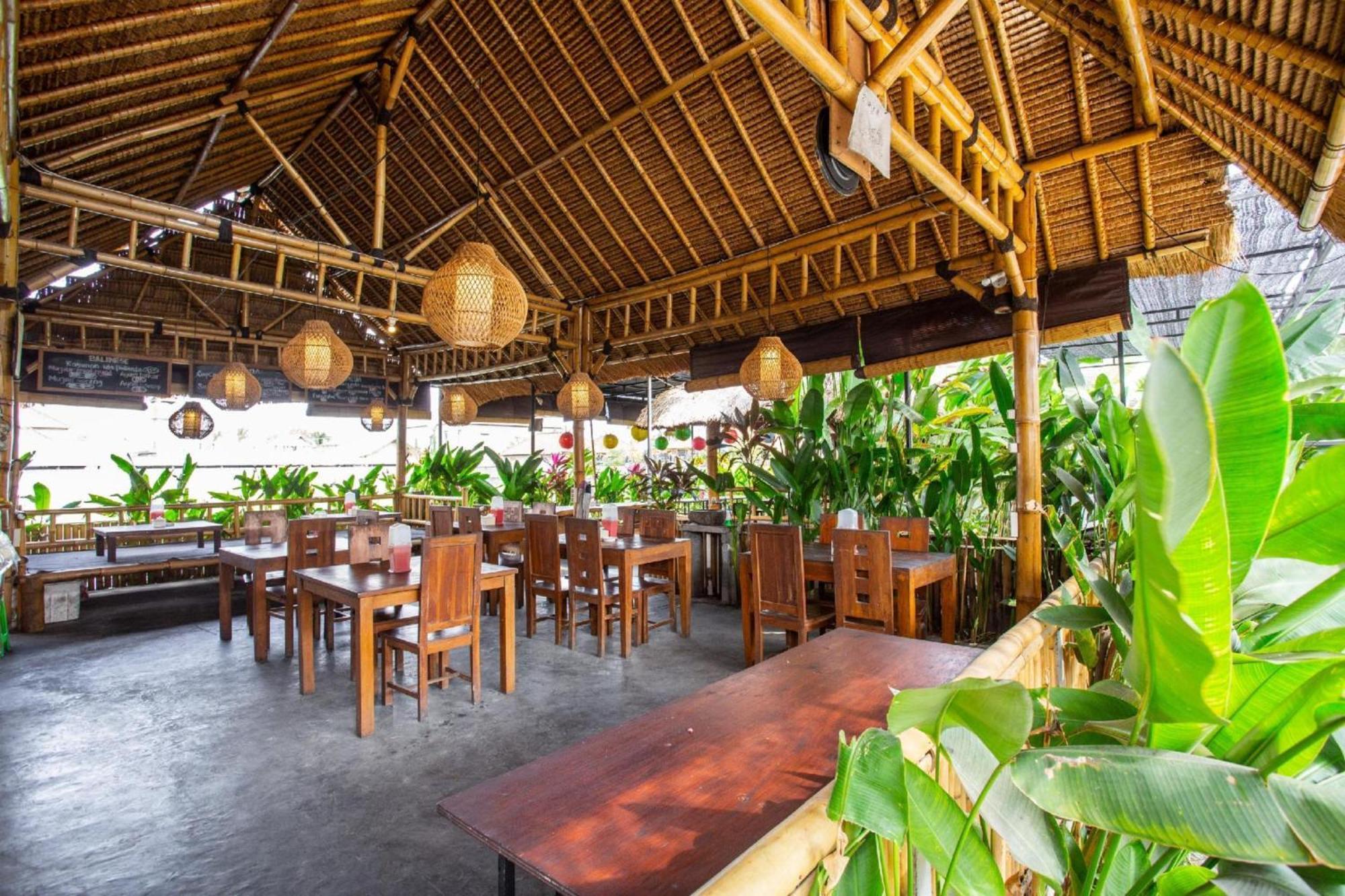 Oyo 1207 Pondok 789 Near Canggu Echo Beach Eksteriør billede
