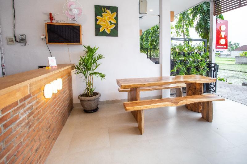 Oyo 1207 Pondok 789 Near Canggu Echo Beach Eksteriør billede